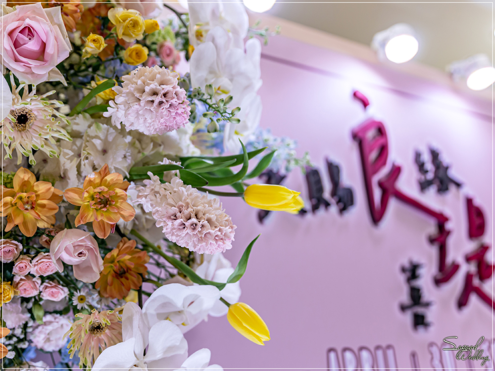 桃園中壢婚禮佈置,花田盛事凡爾賽廳婚禮佈置,美式婚禮,浪漫花園風婚禮,愛情故事婚禮,手繪風婚禮,主題婚禮客製設計,Sogood Wedding