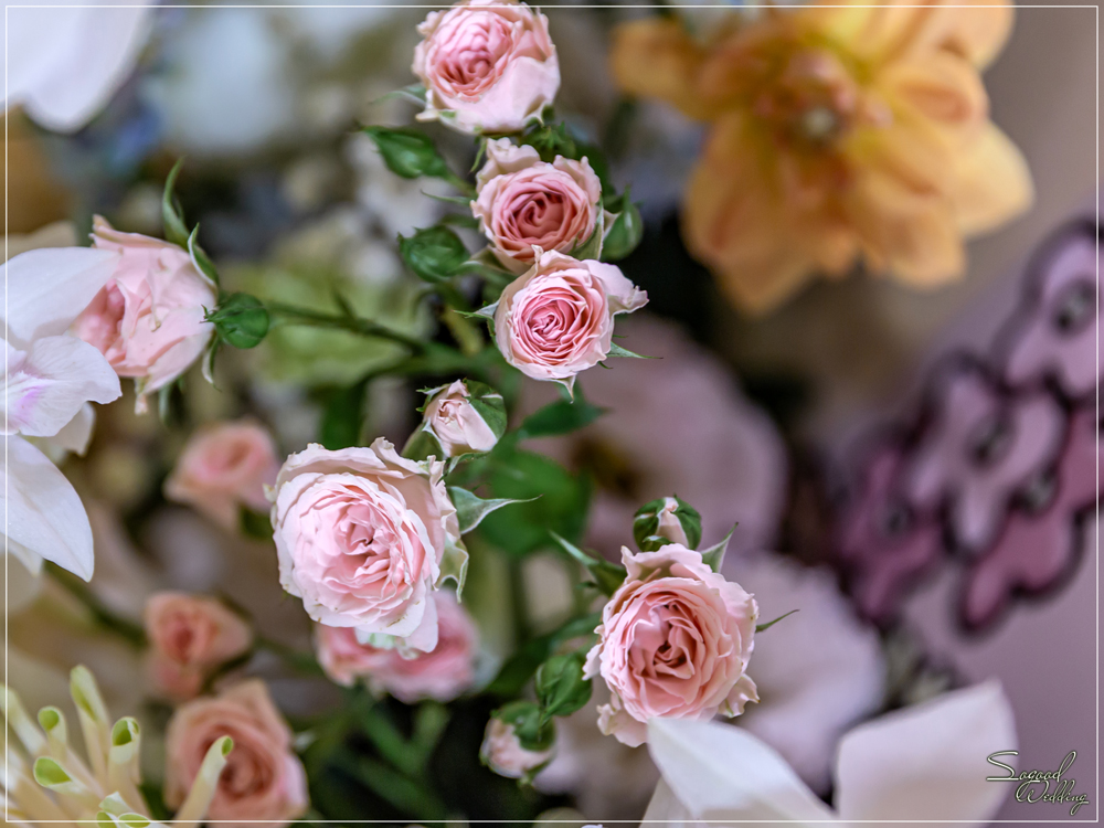 桃園中壢婚禮佈置,花田盛事凡爾賽廳婚禮佈置,美式婚禮,浪漫花園風婚禮,愛情故事婚禮,手繪風婚禮,主題婚禮客製設計,Sogood Wedding