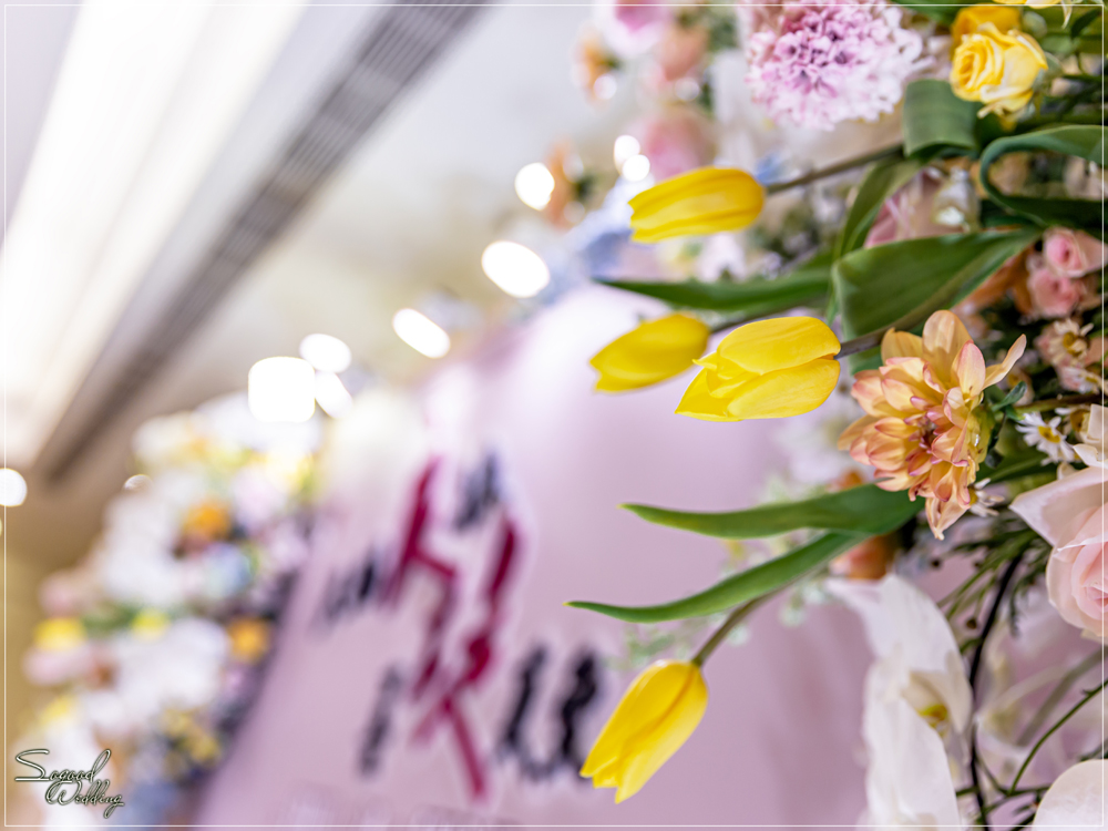 桃園中壢婚禮佈置,花田盛事凡爾賽廳婚禮佈置,美式婚禮,浪漫花園風婚禮,愛情故事婚禮,手繪風婚禮,主題婚禮客製設計,Sogood Wedding