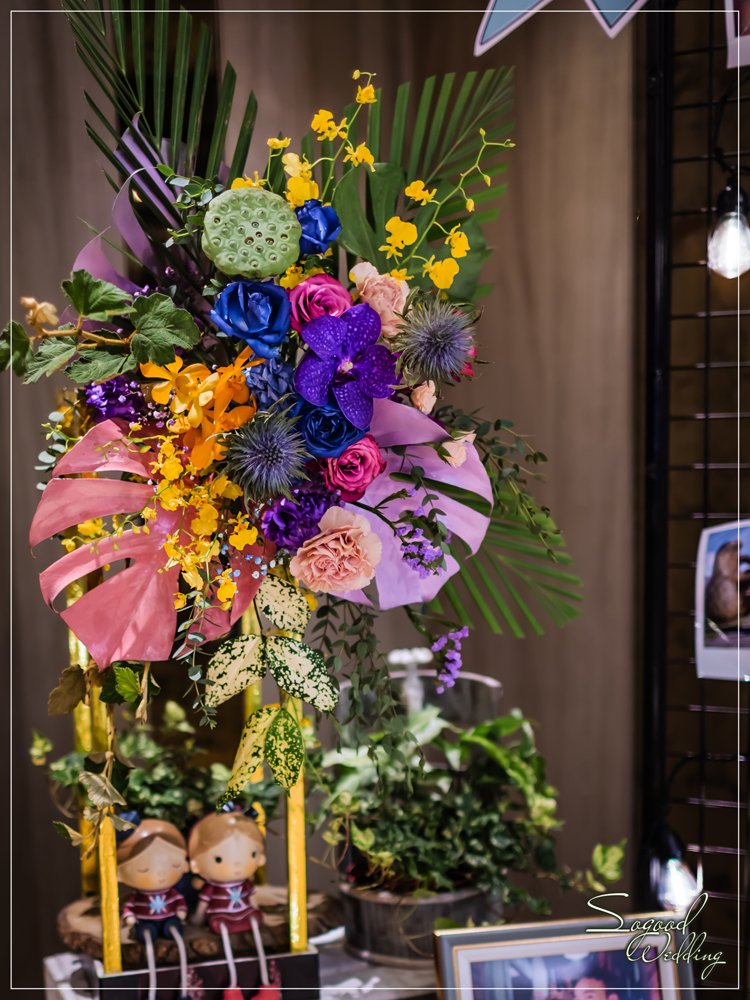桃園中壢婚禮佈置,尊爵國際廳婚禮佈置,梵谷向日葵婚禮,奇幻花園婚禮,繽紛花店婚禮,熱帶夏夜婚禮,主題婚禮客制設計,Sogood Wedding