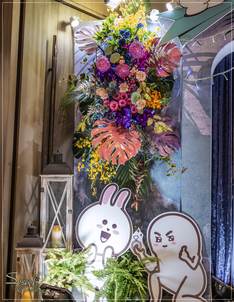 桃園中壢婚禮佈置,尊爵國際廳婚禮佈置,梵谷向日葵婚禮,奇幻花園婚禮,繽紛花店婚禮,熱帶夏夜婚禮,主題婚禮客制設計,Sogood Wedding