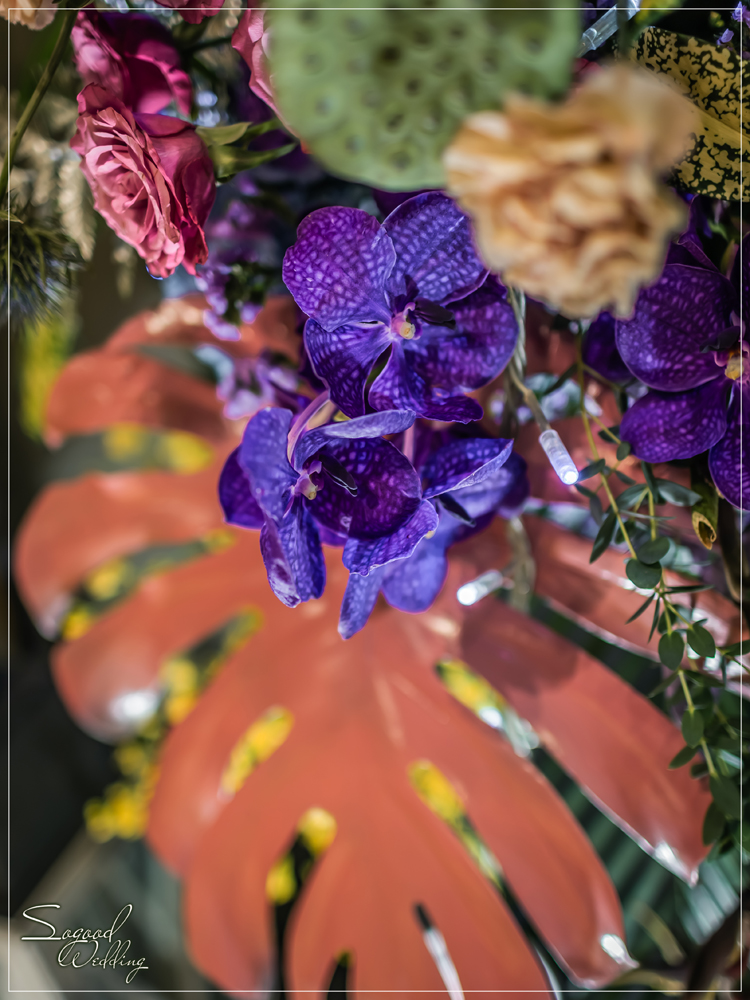 桃園中壢婚禮佈置,尊爵國際廳婚禮佈置,梵谷向日葵婚禮,奇幻花園婚禮,繽紛花店婚禮,熱帶夏夜婚禮,主題婚禮客制設計,Sogood Wedding