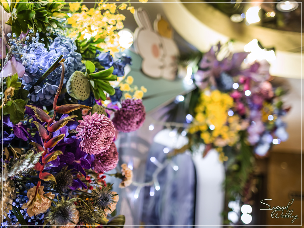 桃園中壢婚禮佈置,尊爵國際廳婚禮佈置,梵谷向日葵婚禮,奇幻花園婚禮,繽紛花店婚禮,熱帶夏夜婚禮,主題婚禮客制設計,Sogood Wedding