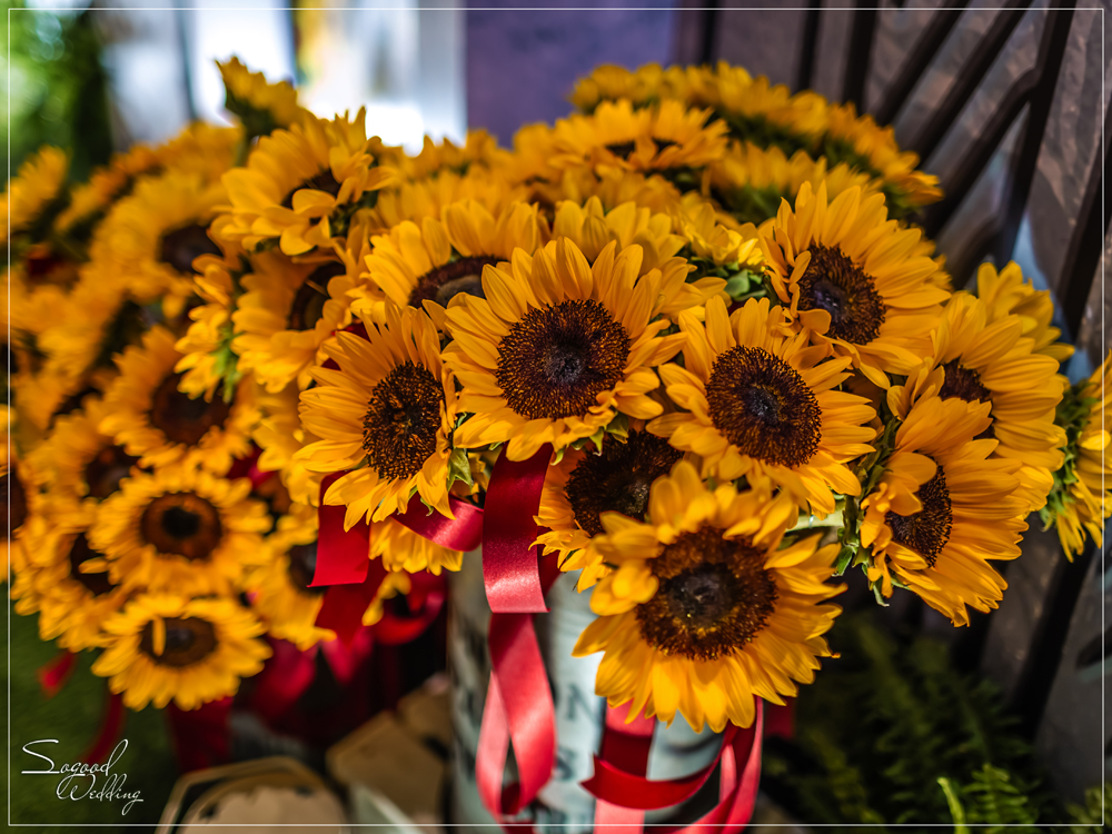 桃園中壢婚禮佈置,尊爵國際廳婚禮佈置,梵谷向日葵婚禮,奇幻花園婚禮,繽紛花店婚禮,熱帶夏夜婚禮,主題婚禮客制設計,Sogood Wedding