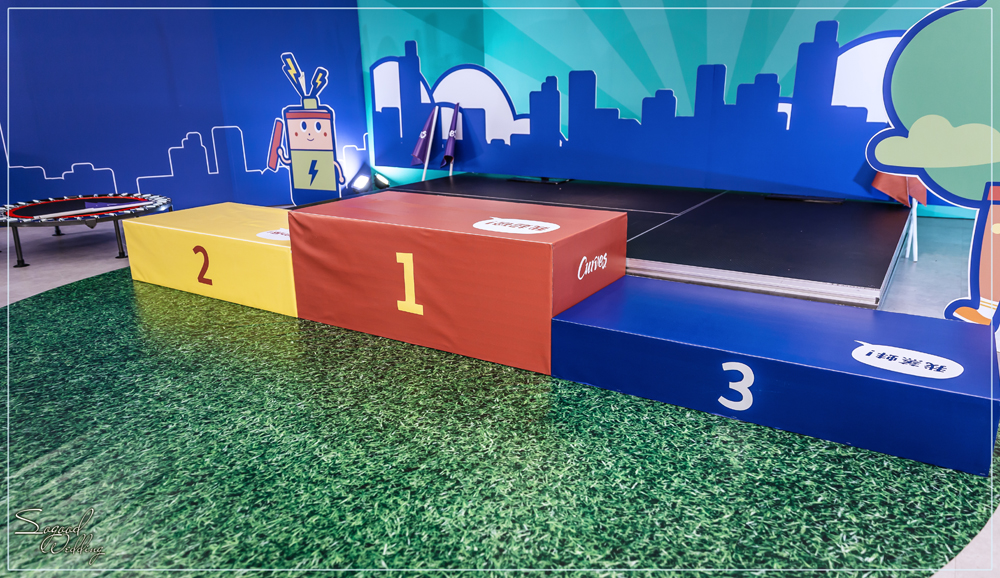 桃園中壢尾牙春酒活動佈置,Curves年會活動佈置,馬拉松佈置,運動風佈置,可爾姿主題活動佈置,宏匯廣場活動佈置,Zepp活動佈置,Sogood Wedding