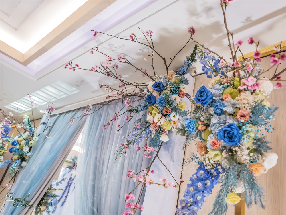 桃園中壢婚禮佈置,香江婚禮佈置,時尚浪漫風婚禮佈置,證婚拱門,相片框佈置,層次背板婚禮,主題婚禮客制設計,Sogood Wedding