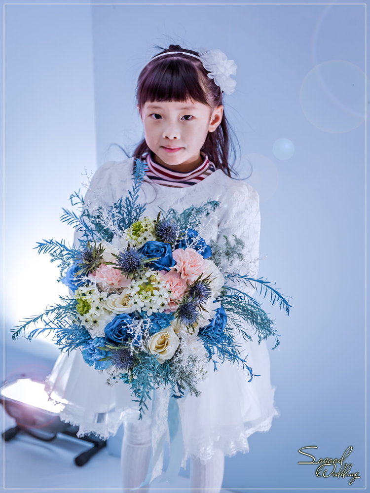 桃園中壢婚禮佈置,香江婚禮佈置,時尚浪漫風婚禮佈置,證婚拱門,相片框佈置,層次背板婚禮,主題婚禮客制設計,Sogood Wedding