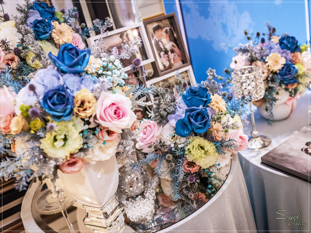 桃園中壢婚禮佈置,皇家薇庭威尼斯廳婚禮佈置,時尚浪漫風婚禮佈置,藍色雪景之戀婚禮,層次背板婚禮,主題婚禮客制設計,Sogood Wedding