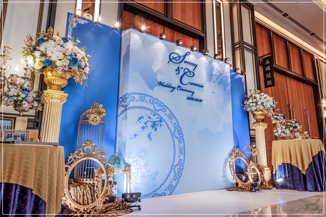 皇家薇庭婚禮佈置-聖雅典廳『時尚宮廷中國風-藍白金色』婚禮...1090102